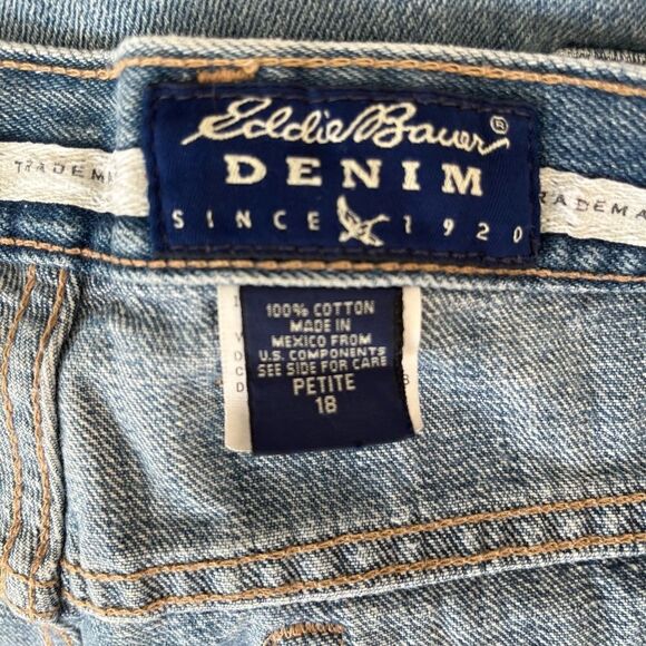 Eddie Bauer 100% cotton 5 pocket jeans, straight leg, size 18 petite - Picture 6 of 7